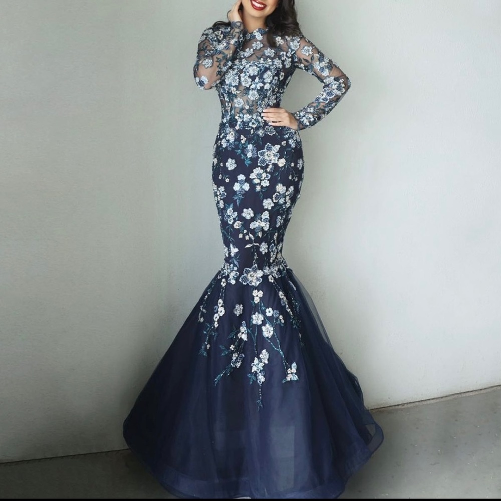 MADE IN KOSOVO VLORA & KALTRINA CUSTOM DRESS